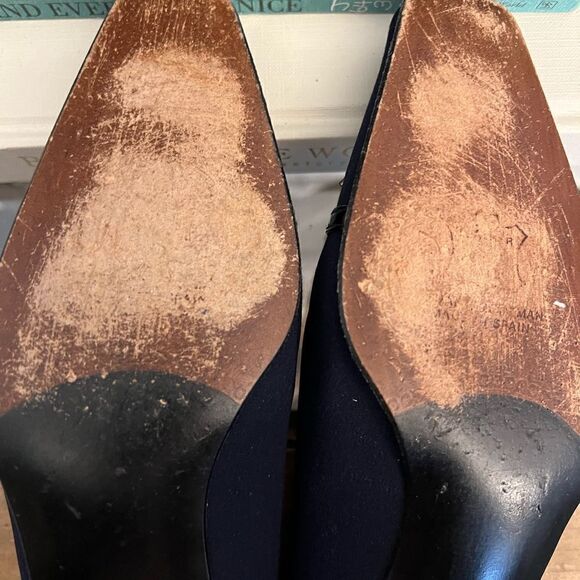 Stuart Weitzman Navy Blue Fabric Heel Pumps  Bows SZ 7 AA - Picture 11 of 11